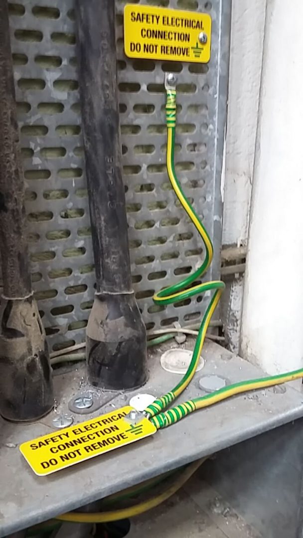 earthwires Hawkins Electrical Services